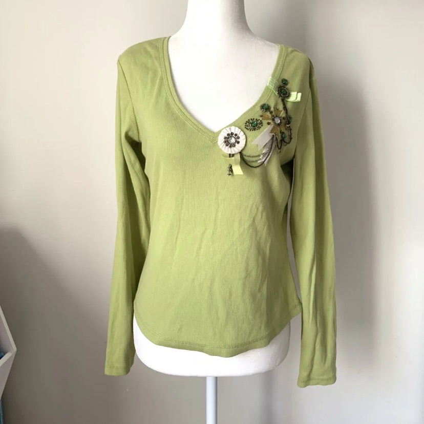 Laurel Lime Green Ribbed Vneck Tshirt Size 40